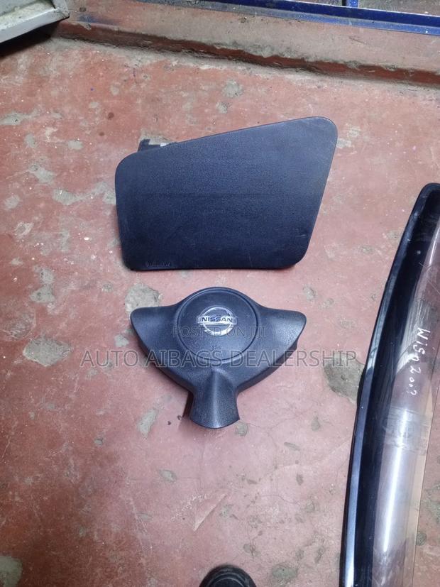 Nissan Juke Dashboard and Stearing Airbags - thumbnail 3