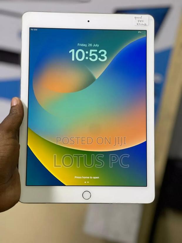 Apple iPad Pro 32 GB Silver - main view