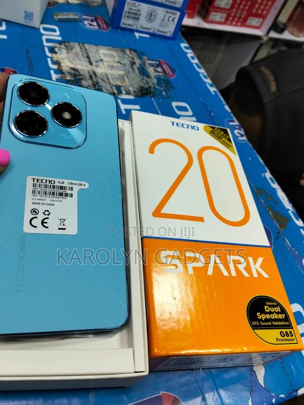 New Tecno Spark 20 128 GB Blue - main view