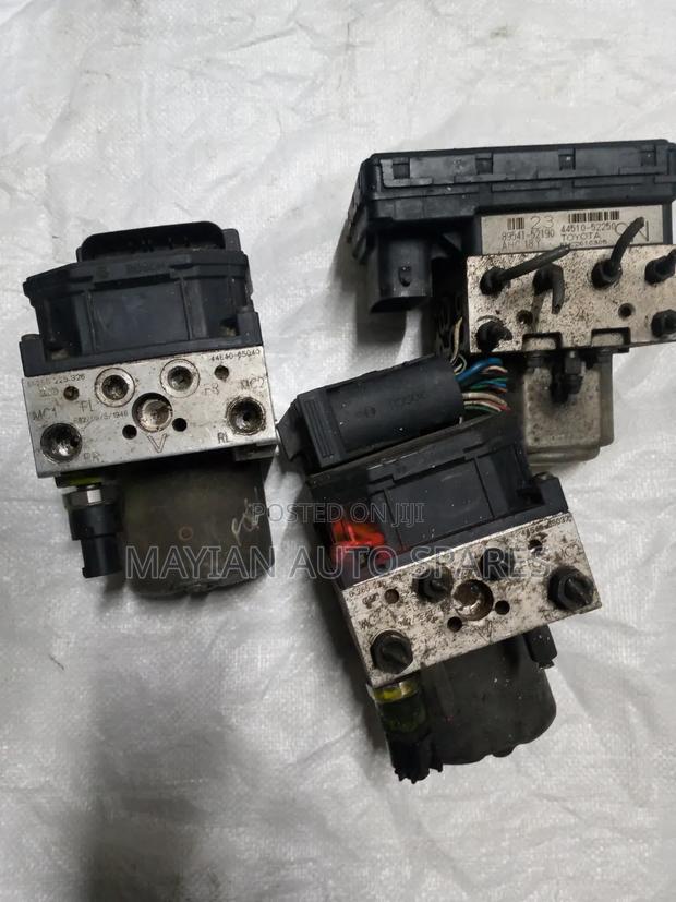 Toyota Avensis Abs Pumps.