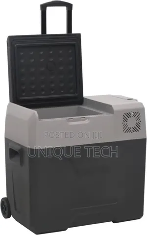 30l Compact Car Cooler / Mini Car Fridge for Road Warriors
