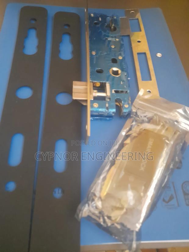Multi Access Biometric Lock - thumbnail 2