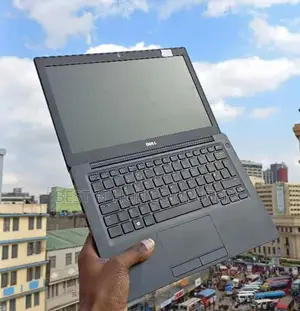 Laptop Dell Latitude 7300 8GB Intel Core i7 SSD 256GB
