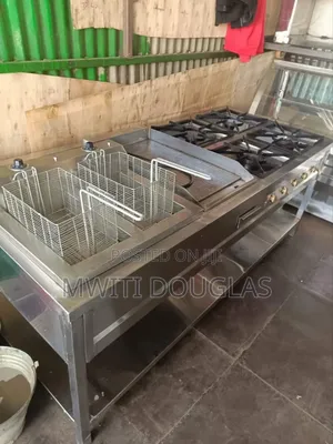 Commercial Four Burner Combined With Fryer and Griddle