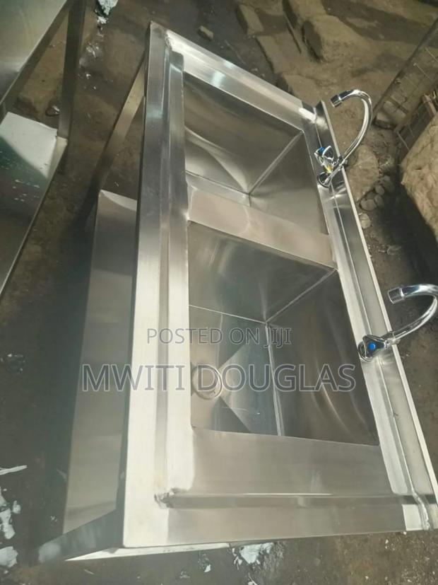 Shinny Lasting Double Sink