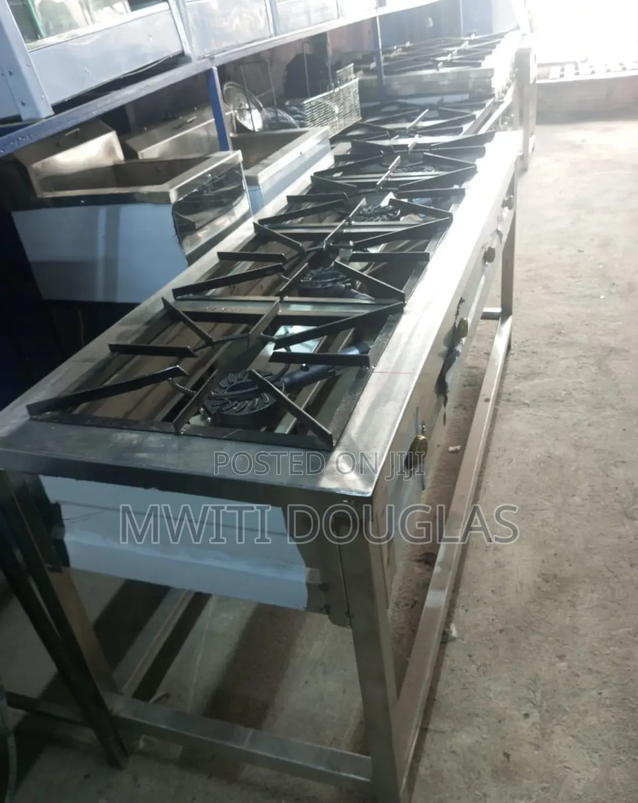 Liner Model Four Burner Gas Cooker
