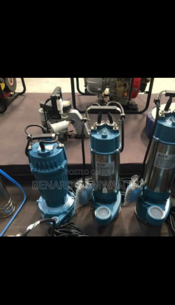 1.5hp Submersible Water Pump - main view