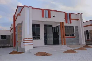 3bdrm Bungalow in Muigai Plus Dsq, Kitengela for sale
