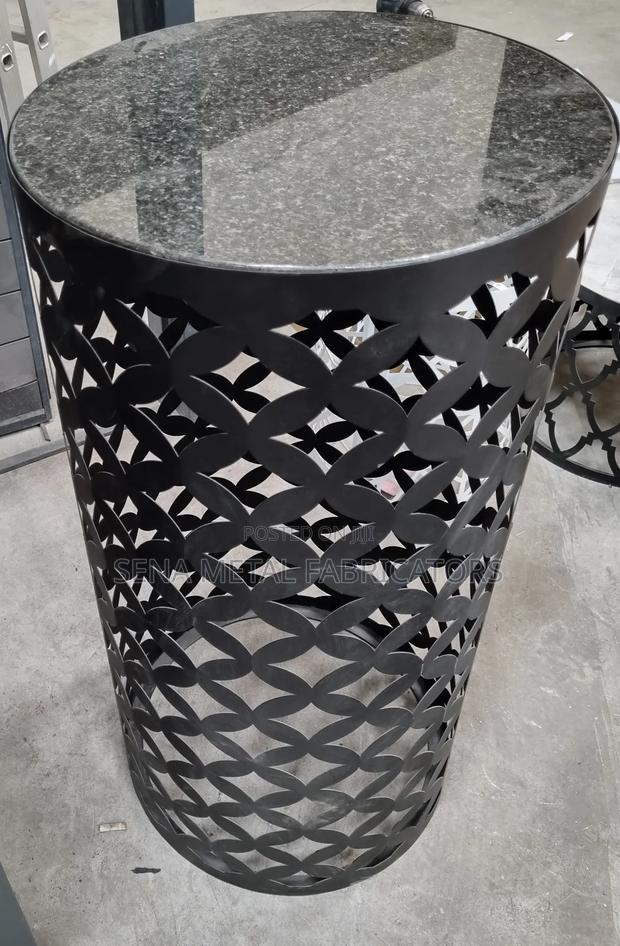 High-Quality Laser Cut Powder-Coated High Table or Cocktail.