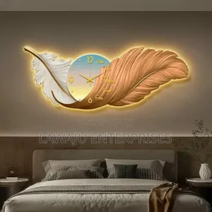 Feather Wall Hanging Clock