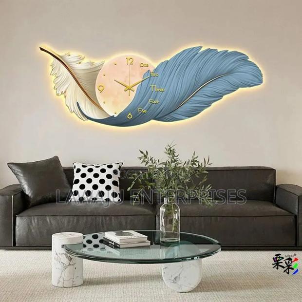 Luxury Feather Wall Decor