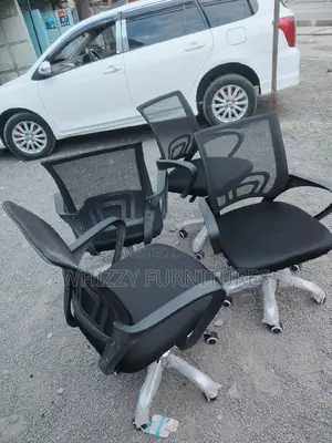 Mid-Back Office Chair