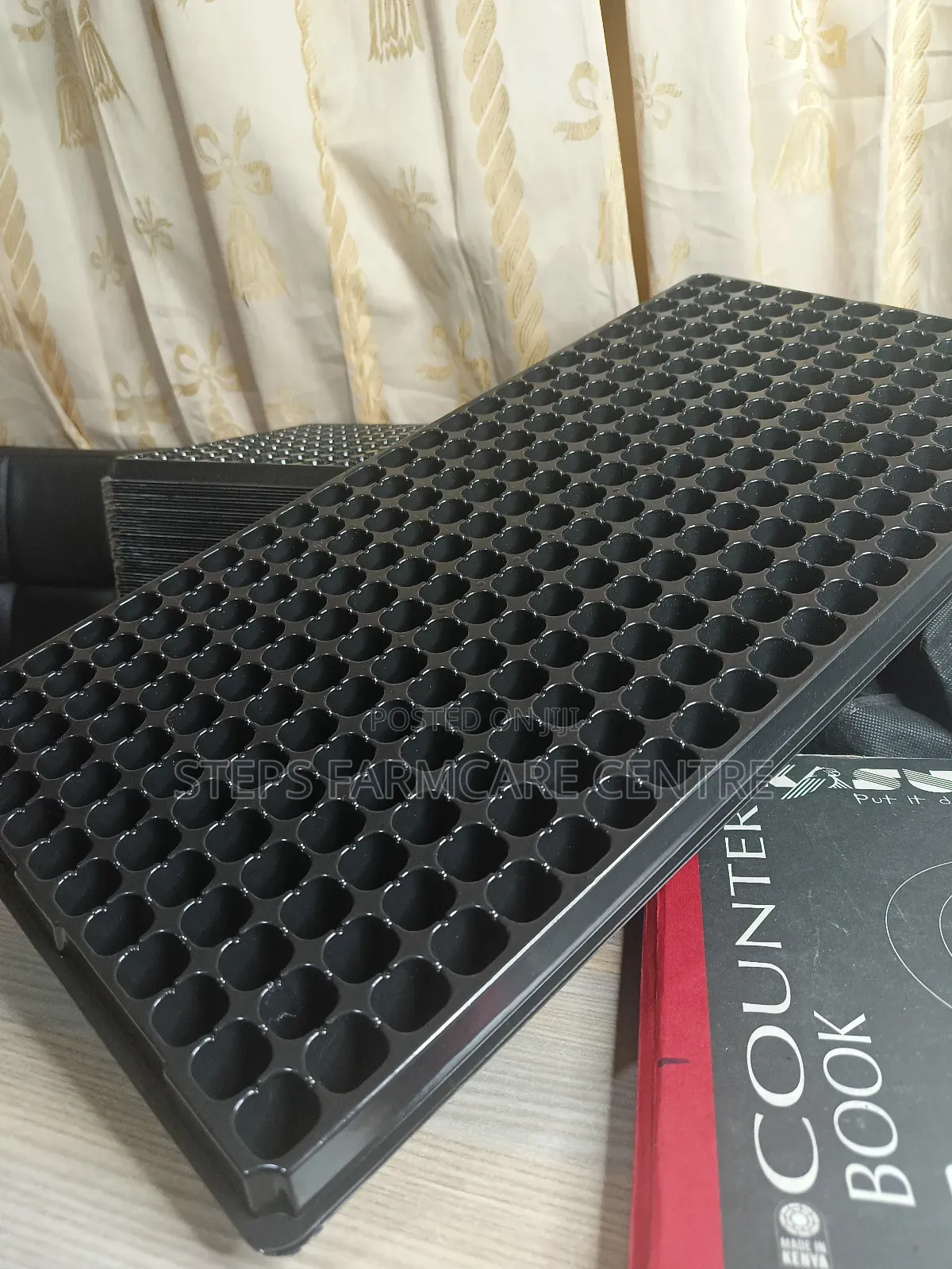 288 Holes Seedling Trays