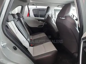 Toyota RAV4 2019 Green