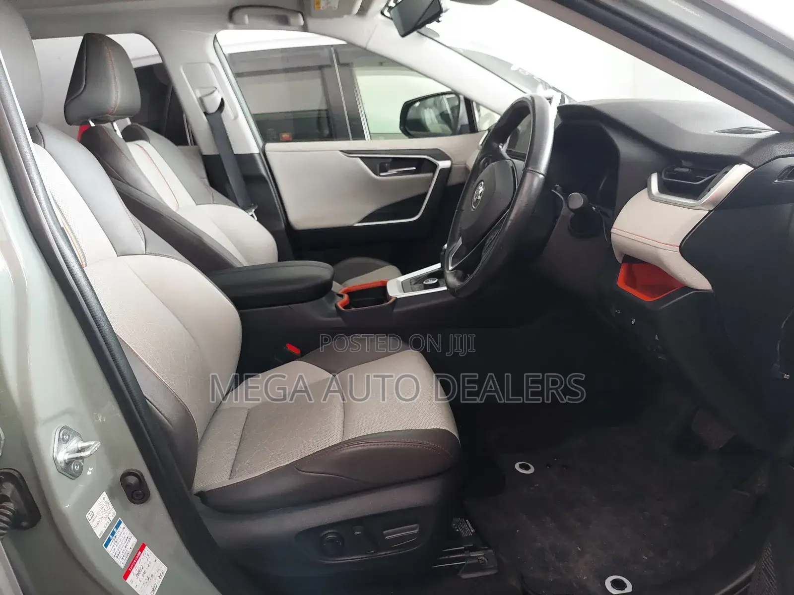 Toyota RAV4 2019 Green