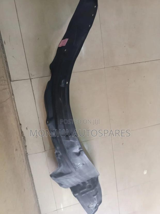 Stone Guard Nissan Wing Road Y11 Model - main view