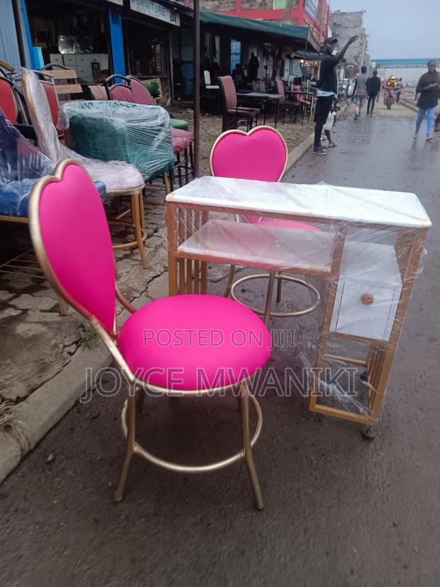 Manicure Set, 2 Love Seats and Marble Table - thumbnail 3