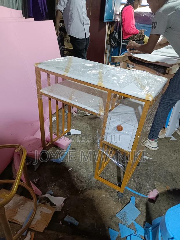 Manicure Marble Table, With 1 Drawer. - main view