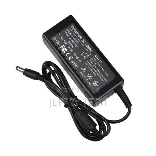 TOSHIBA Adapter Power Charger Laptop 19V 3.42a -DC Size 5.5