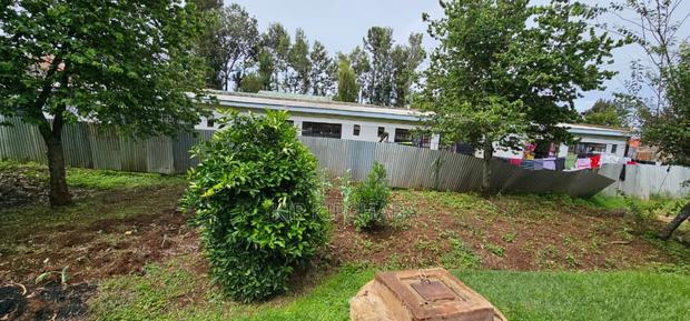12bdrm House in Kimumu for sale - thumbnail 9