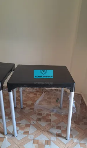 Black Plastic Table With Metal Legs