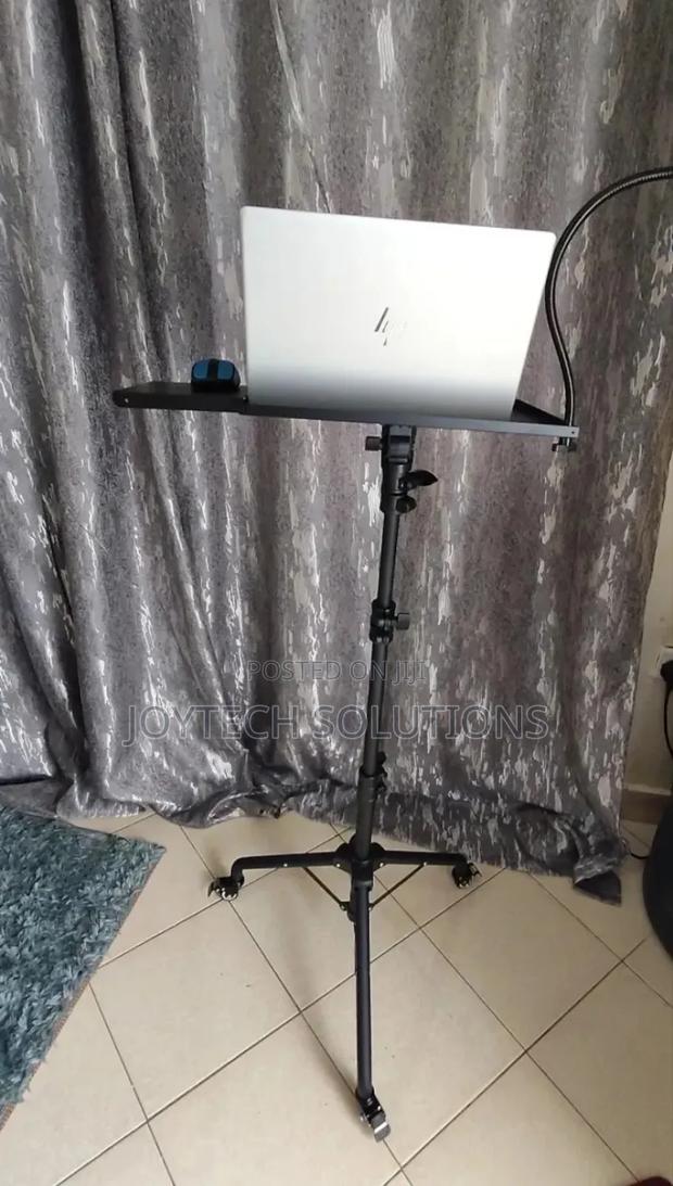 Laptop Portable Stand. With Livestream Device.1500cm - thumbnail 2