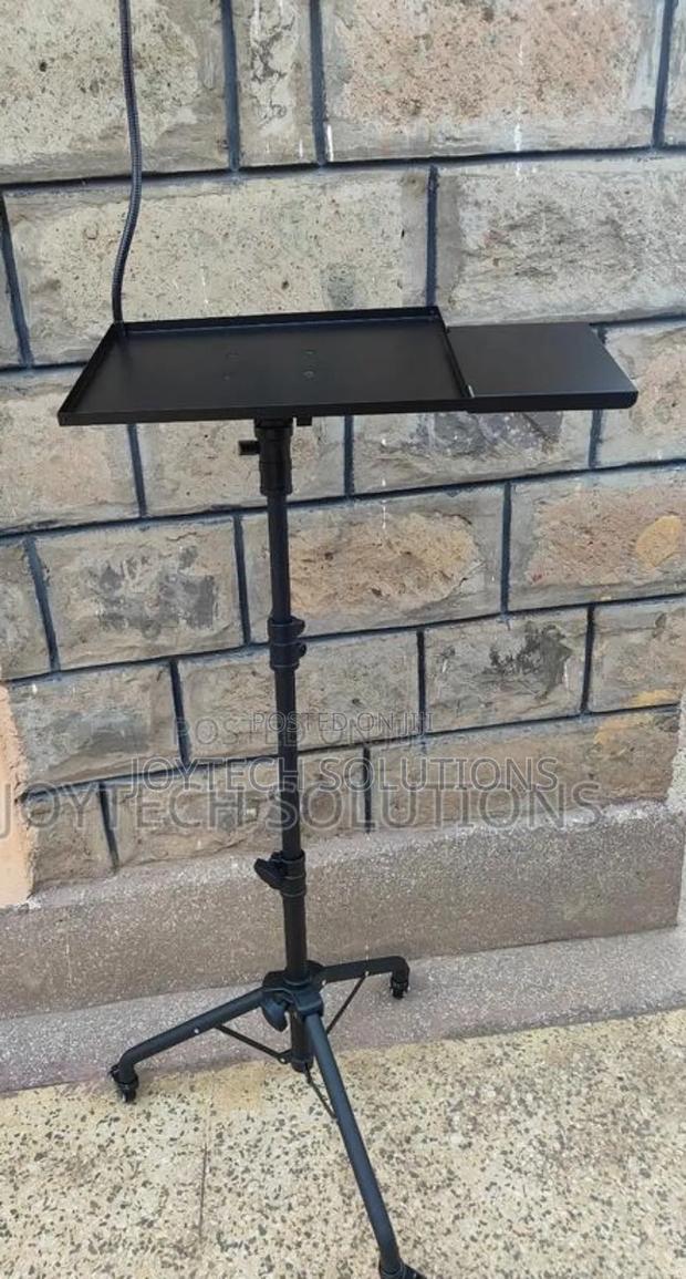Laptop Live Streaming Stand. 1500 Cm - thumbnail 2