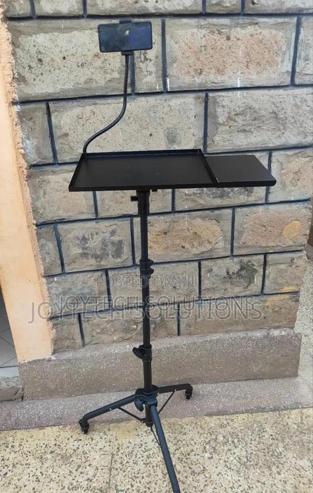 Techcom Projector Stand , With Live Streaming Device - main view