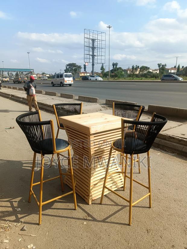 High Chairs and Table Bar Set  - thumbnail 3