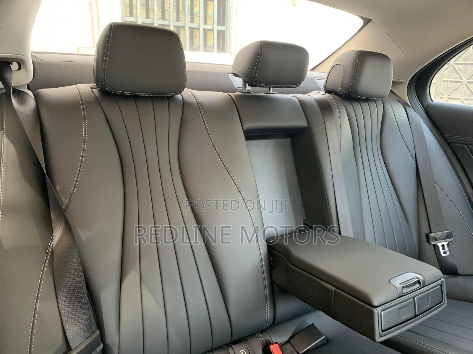 Mercedes-Benz E400 2017 Green