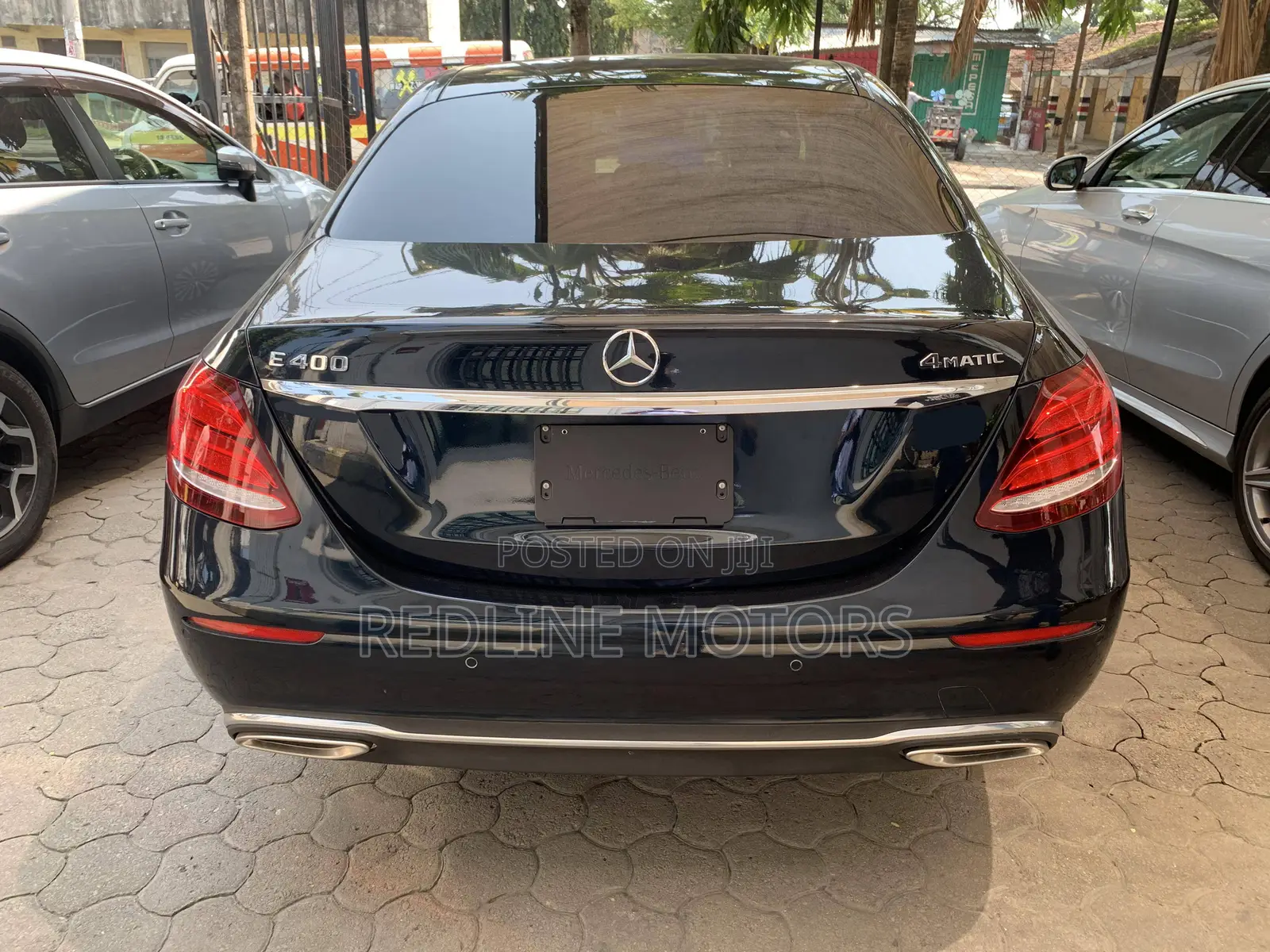 Mercedes-Benz E400 2017 Green