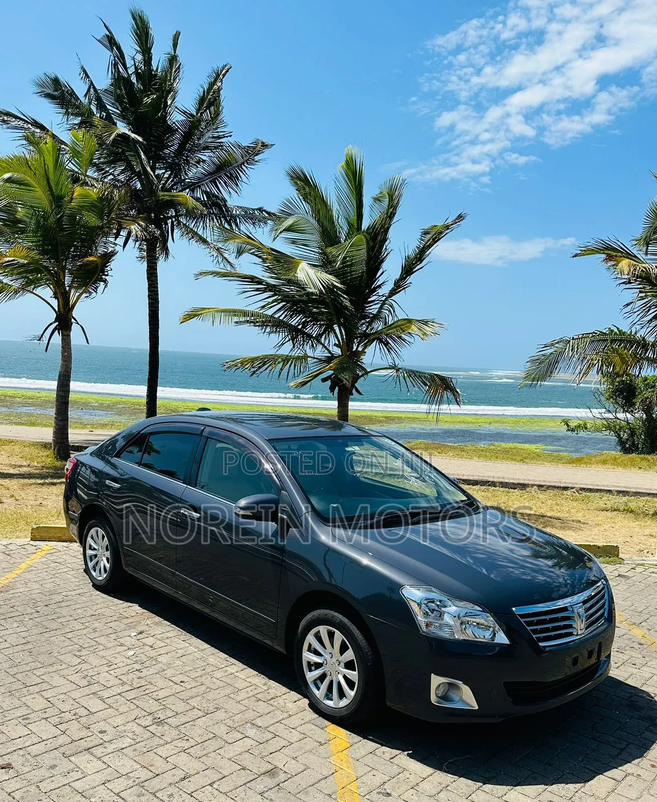 Toyota Premio 2017 Black