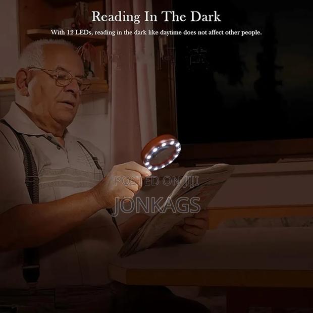 30× Wide Magnifying Glass With LED Lights - thumbnail 8