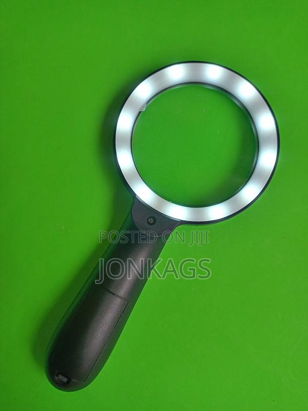 90mm Hand-held Magnifying Glass With 12 LED Lights - main view