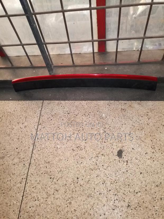 Honda Insight Spoiler Light - main view