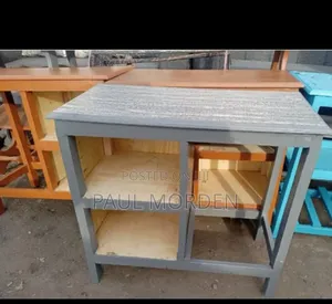 Kitchen Stools /Kitchen Table