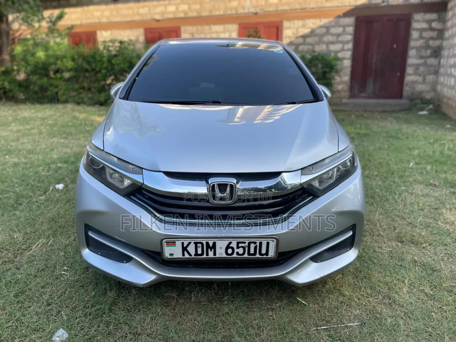 Honda Fit Shuttle 1.5 Hybrid 2WD 2017 Silver