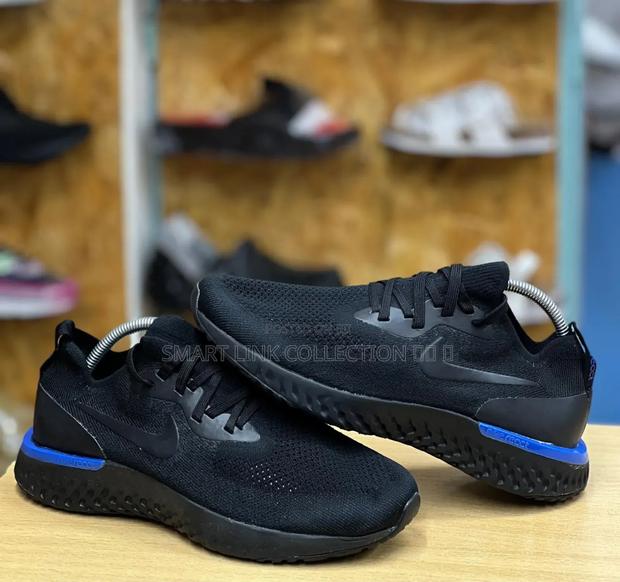 Nike Epic React Flyknit Sneakers - thumbnail 3