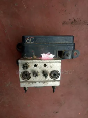 Toyota Vigo 4 Wd Abs Pump 6c