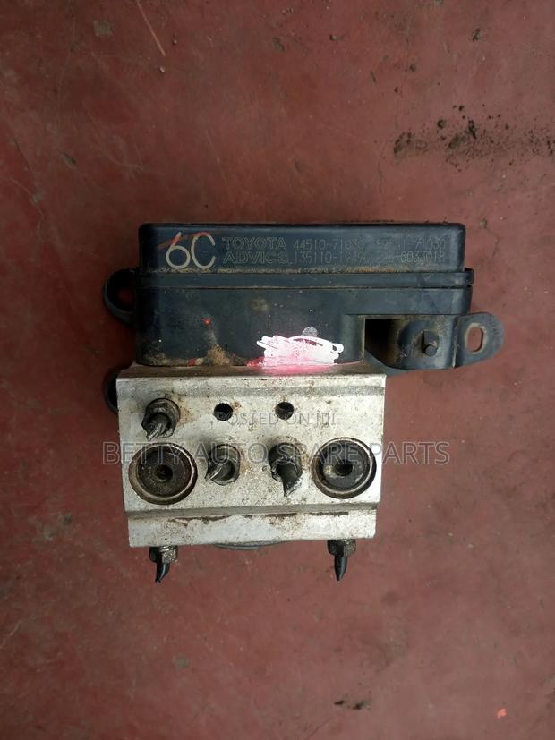 Toyota Vigo 4 Wd Abs Pump 6c - thumbnail 4