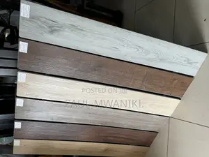 High Quality SPC Flooring. ( 5mm With Underlay)