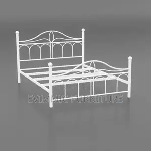 Metal Beds in Master Bedrooms Queen Size
