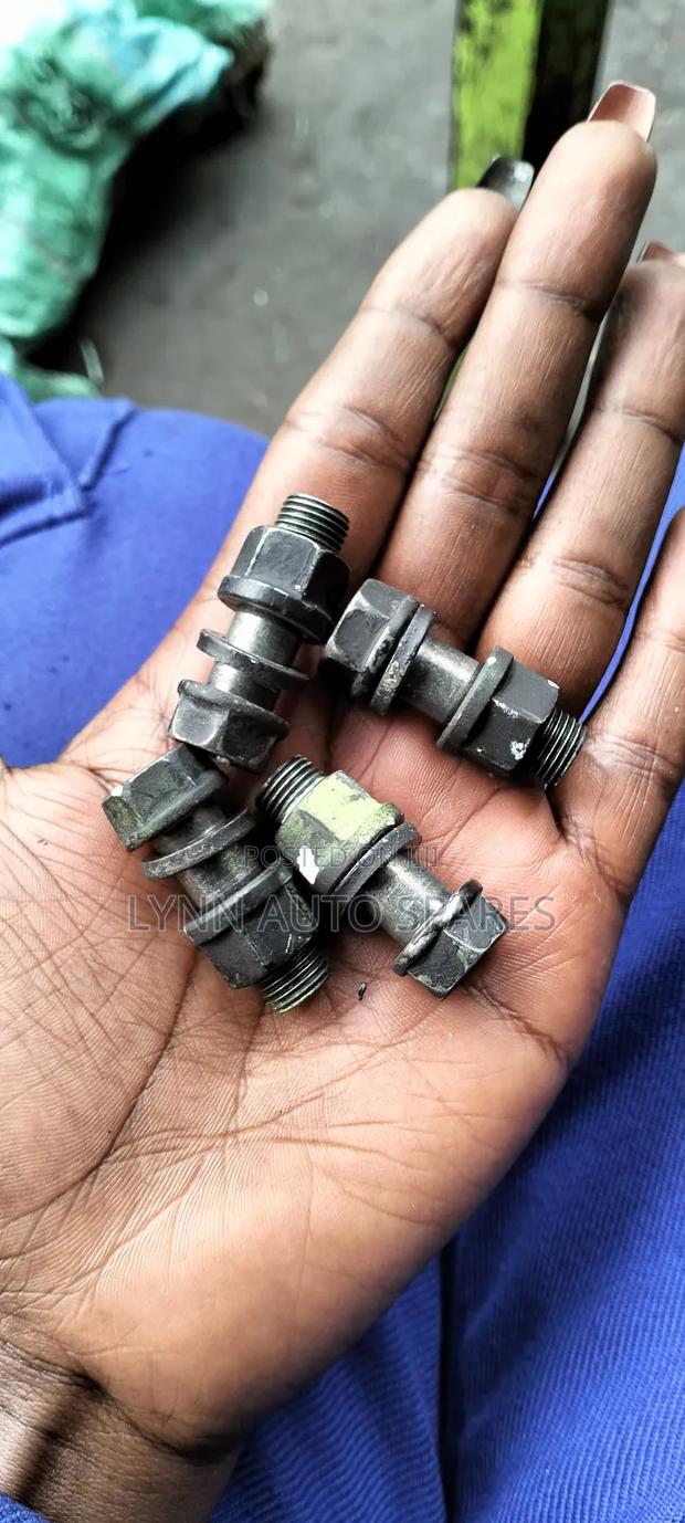 Toyota Propeller Bolt and Nut - thumbnail 2