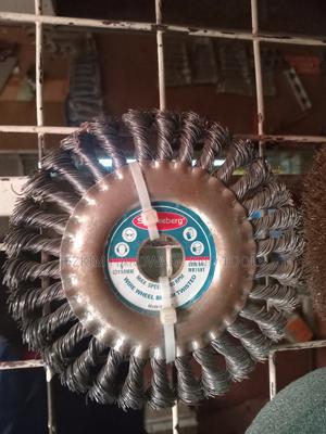 Wheel Wire Brush - main view