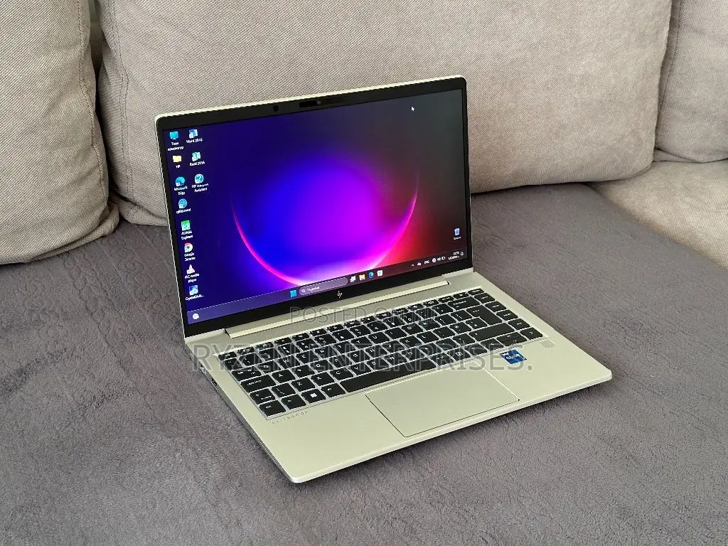 New Laptop HP EliteBook 640 G10 16GB Intel Core I7 SSD 1T