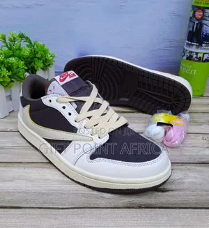 Nike Cactus Jack Low Cut Unisex Sneakers