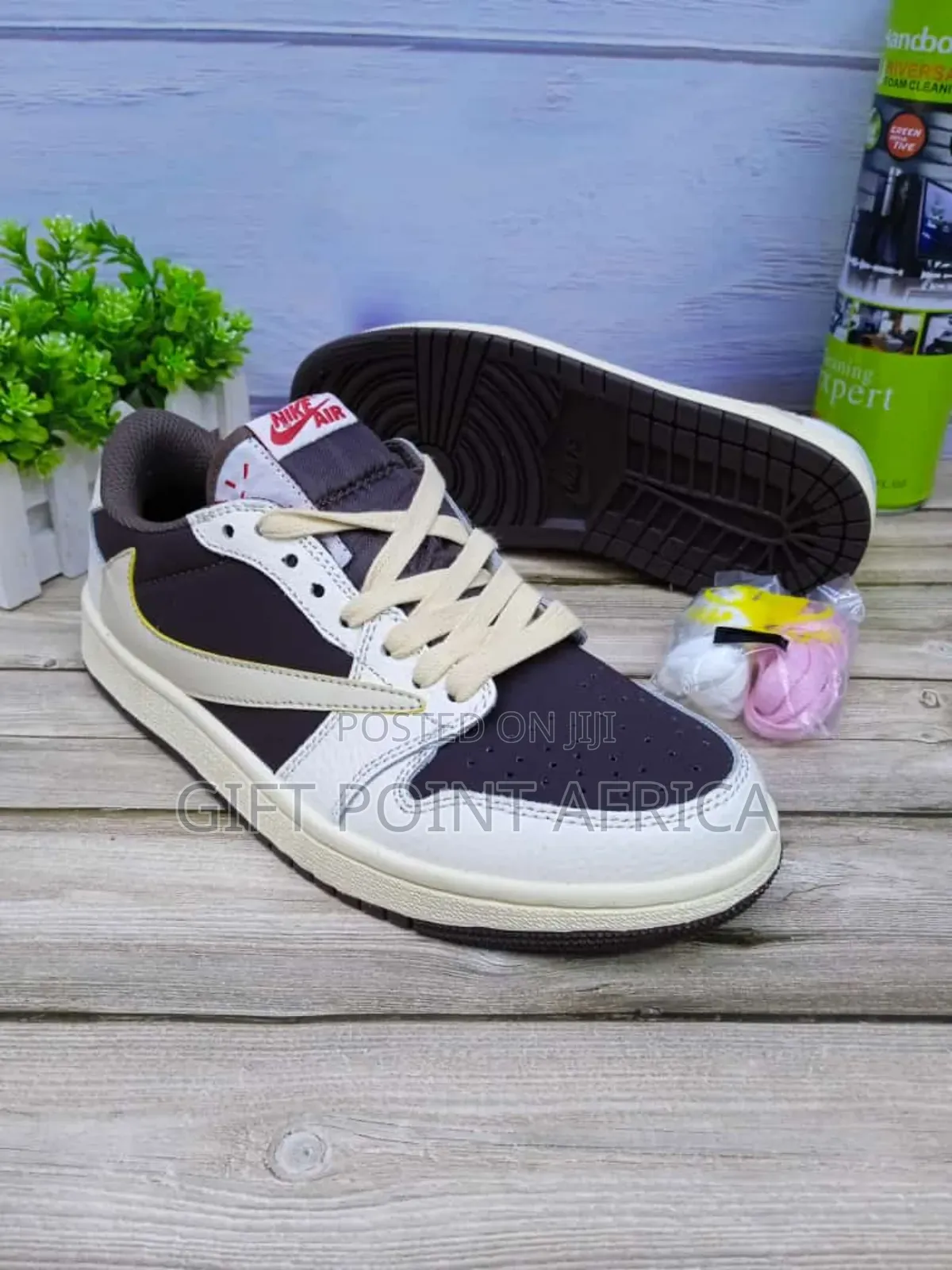 Nike Cactus Jack Low Cut Unisex Sneakers