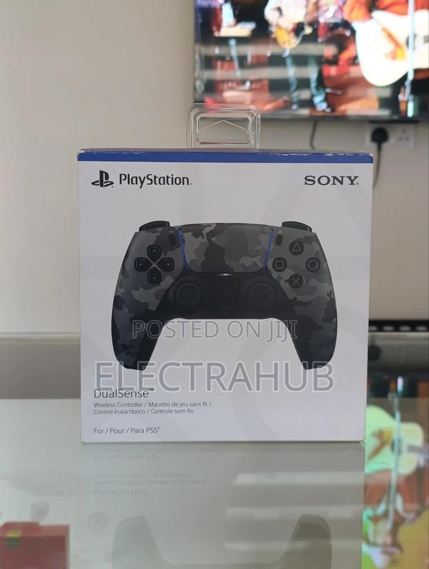 Ps5 Dualsense Controller New Sealed in a Shop - thumbnail 3