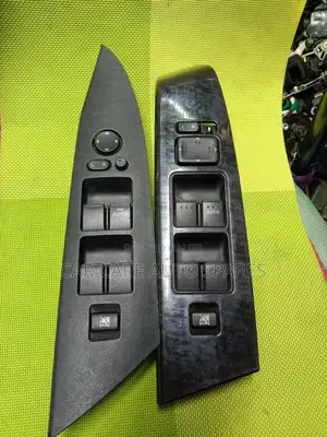 Mazda Axela /Primacy Main Switch
