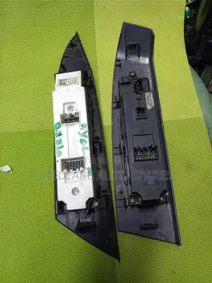 Mazda Axela /Primacy Main Switch